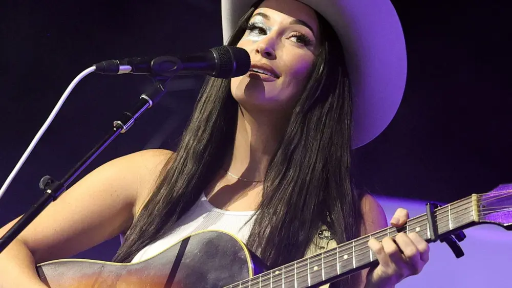 attachment-kaceymusgraves-1