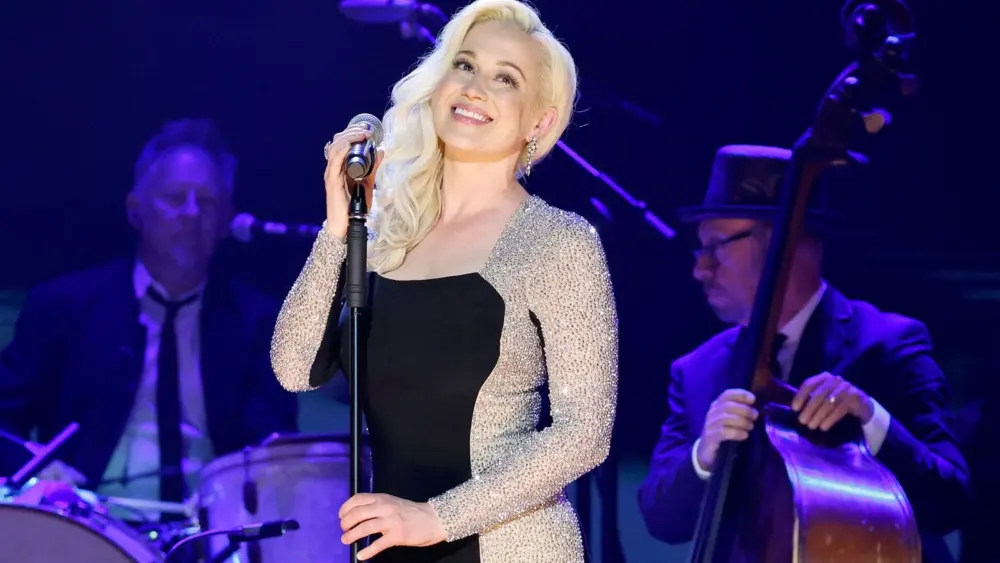 attachment-kellie-pickler-2