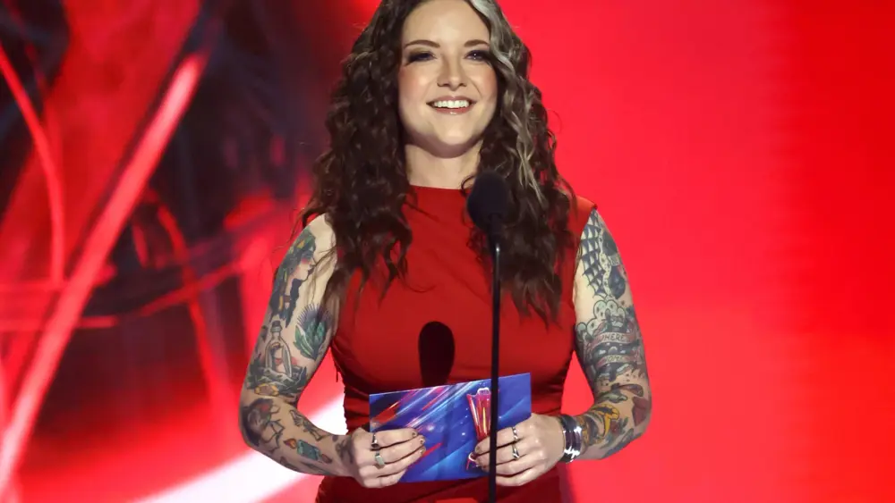 attachment-ashley-mcbryde-acm-speech