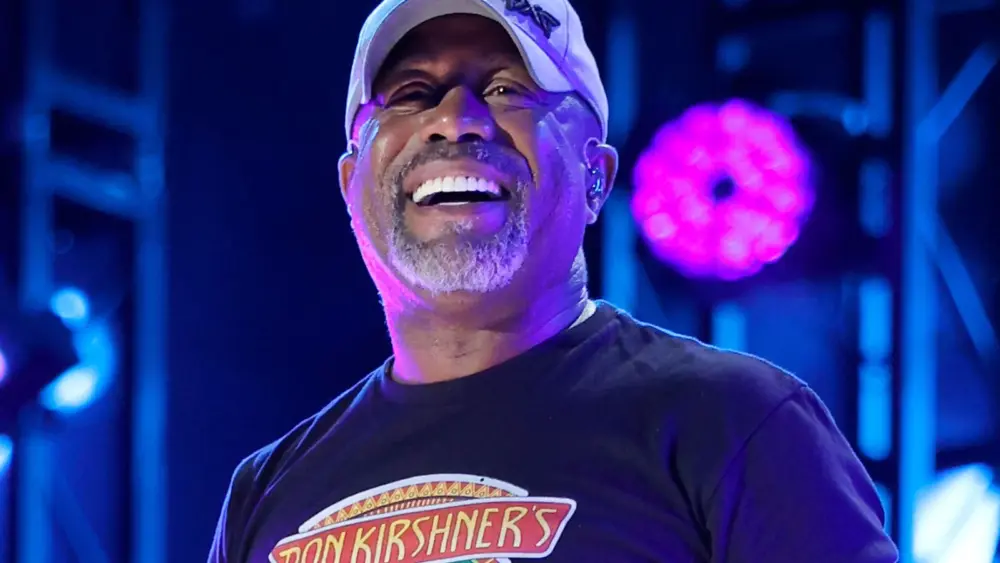 attachment-dariusrucker-4
