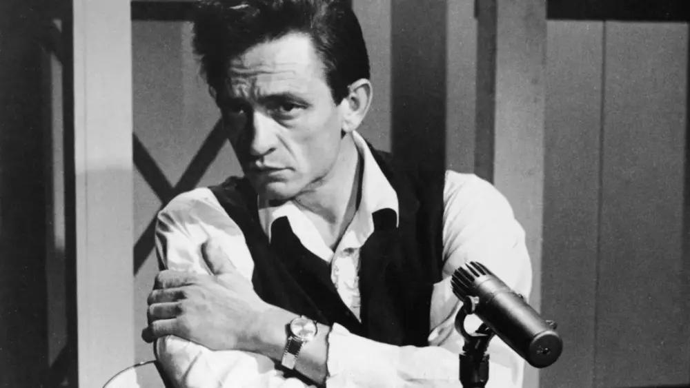 johnny-cash-grand-ole-opry-debut-performance-3