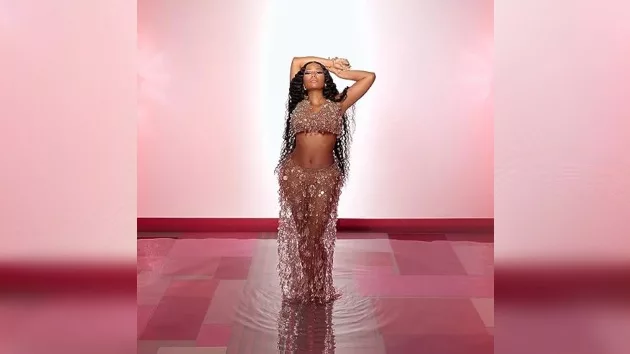 m_nickiminaj_111723_555483