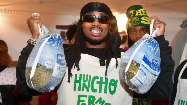 e_quavo_112123_356471