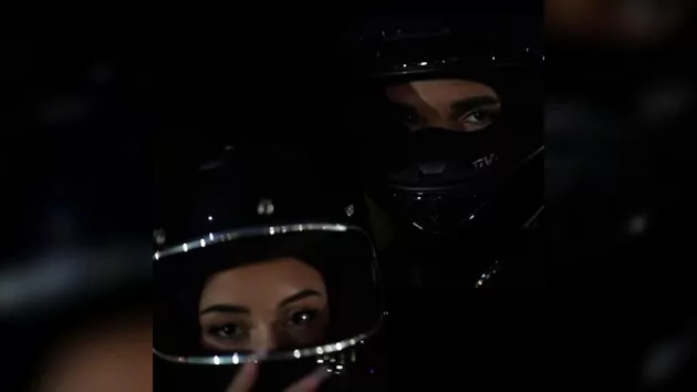 m_drake_122223370438