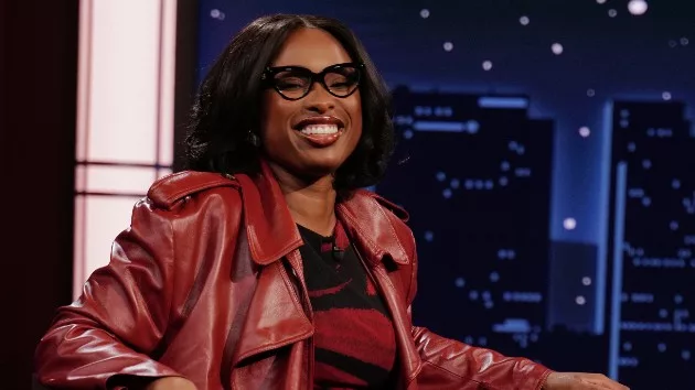 m_jenniferhudson_042224883696