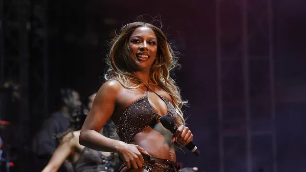 getty_victoriamonet_8924223157