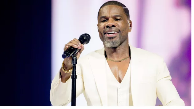 getty_kirkfranklin_1825358166