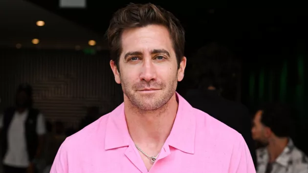 getty_jakegyllenhaal_012925243701
