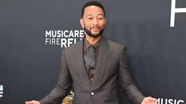 m_johnlegend_21325763636