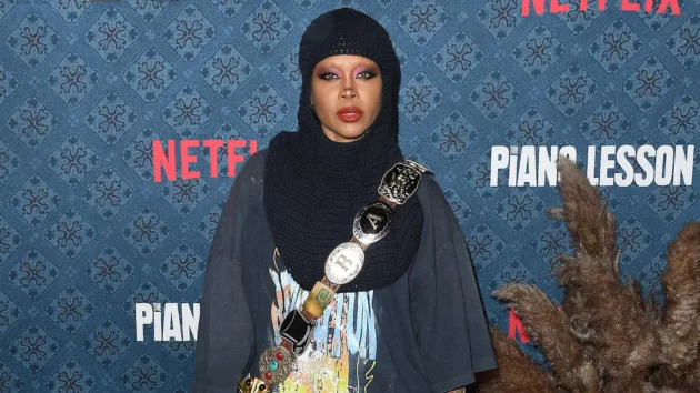 news_erykahbadu_33125453307