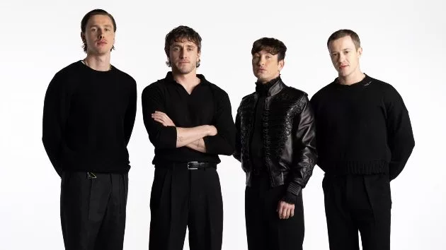 m_beatlescast_040125946202