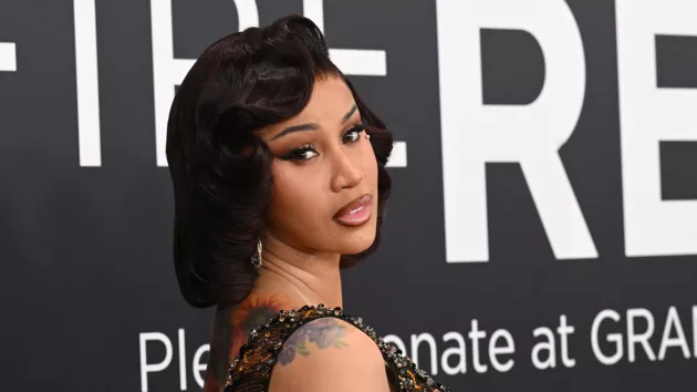 m_cardib_2525902376