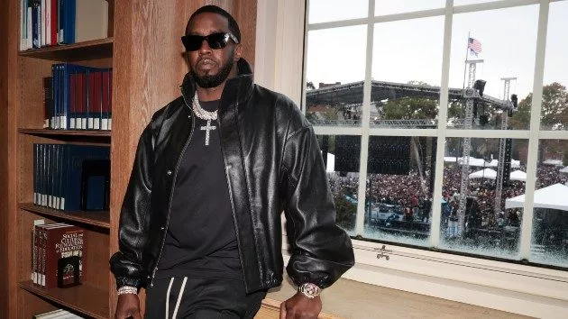 getty_diddy_11222463378
