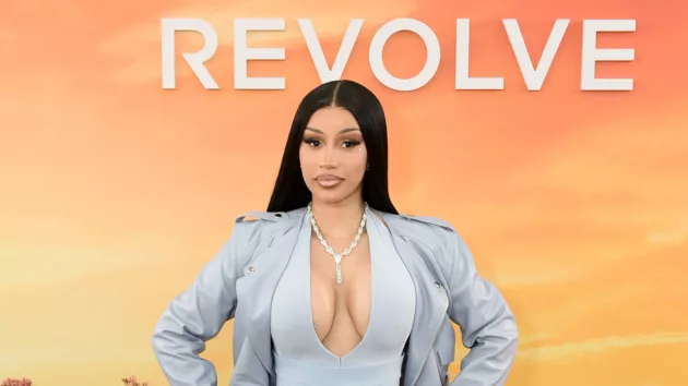 getty_cardib_42125973785