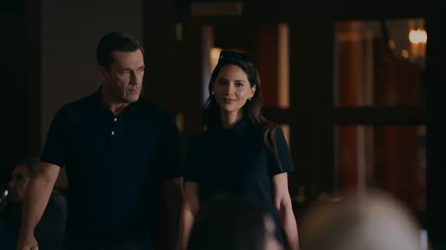 e_oliviamunnyourfriendsandneighbors_04222525217