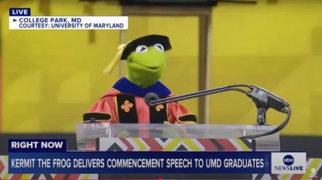 e_kermitthefrog_052325356640