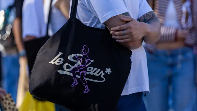 getty_lefleurbag_12425983873