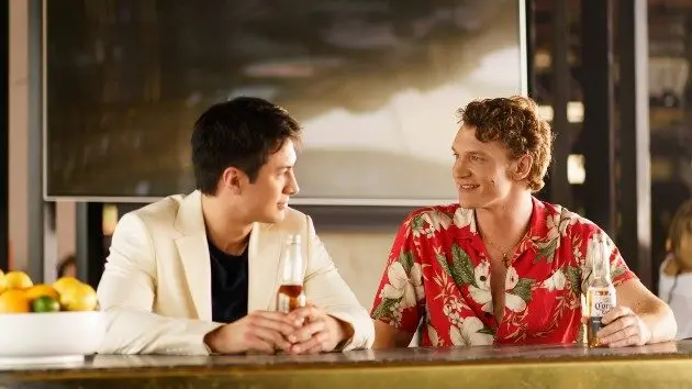 e_heatedrivalry_011226315311