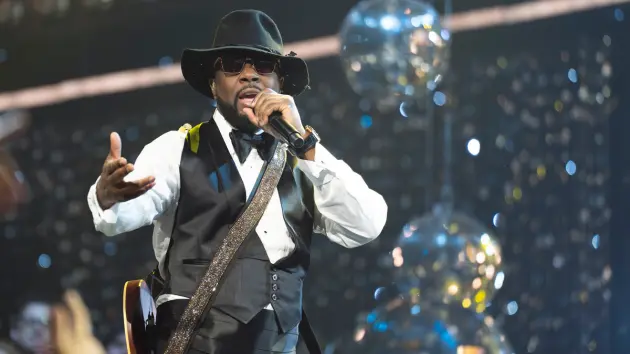 m_wyclefjean_010226807463