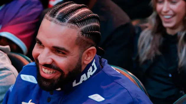 getty_drake_52026853350
