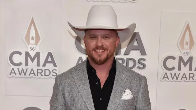 m_codyjohnsoncmaawards2022abc681393