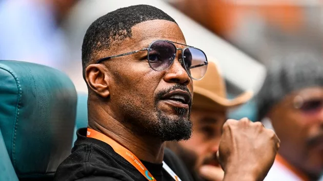 getty_jamiefoxx_121523381273