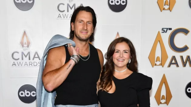 g_russelldickersonkailey2023cmaawards378994