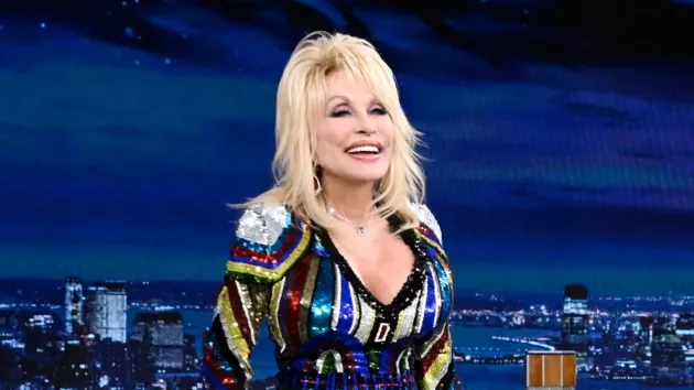 g_dollyparton2022thetonightshow20starringjimmyfallon798862
