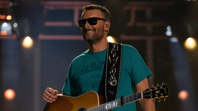 m_ericchurch2023cmafestgreentshirt146384