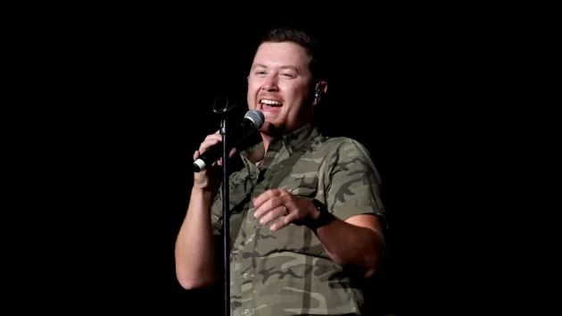 getty_scottymccreerycamoshirtonstage609379