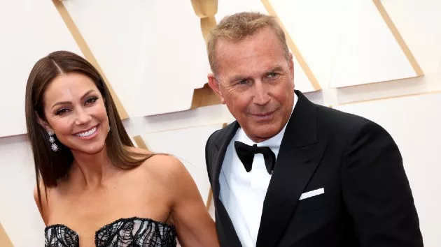 getty_costner_baumgartner_02212024906561