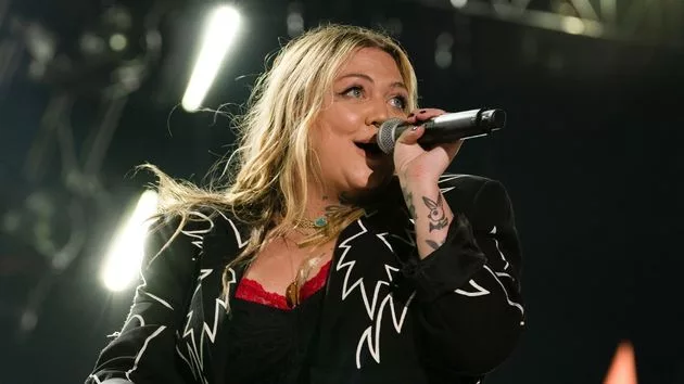 m_ellekingcmafest2022abc949778