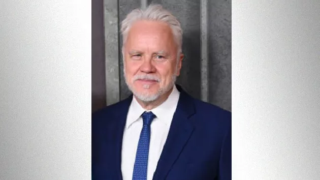 getty_tim_robbins_07162024657320