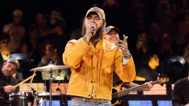 m_postmalone2023cmaawardsperformancedisneyfrankmicelotta837803