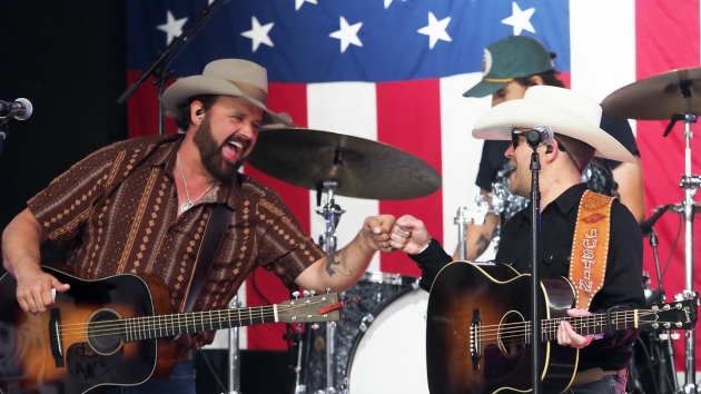 g_randyhouserjustinmoorefoxandfriendsallamericansummerconcertseries489574