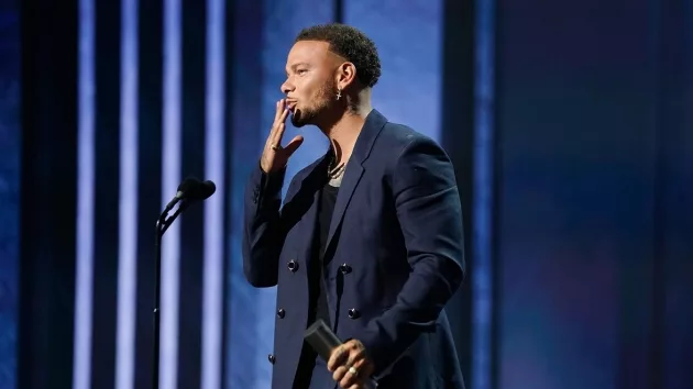 g_kanebrownpeopleschoicecountryawards2024477470