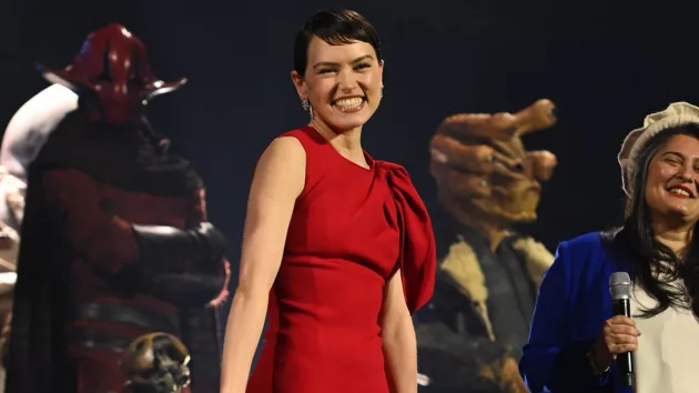 e_daisyridley_021125709151
