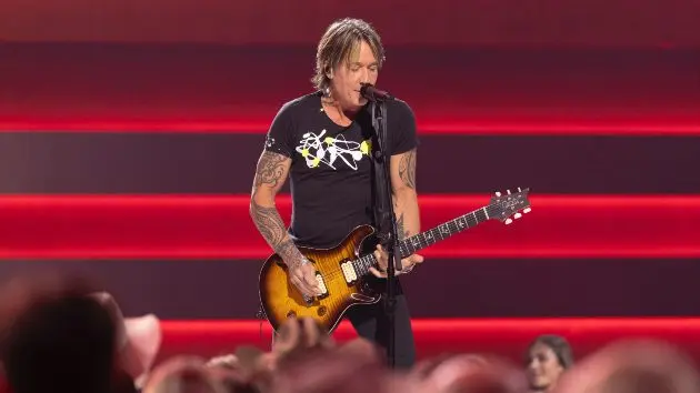 m_keithurbancmaawardsperf2025abc649692