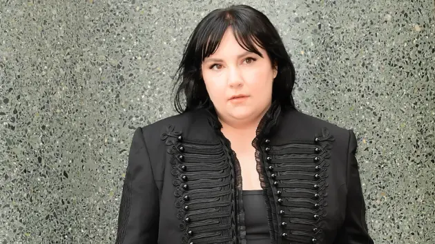 getty_lenadunham_042326851734