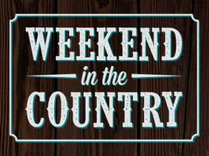 weekend_in_the_country_logo_wood