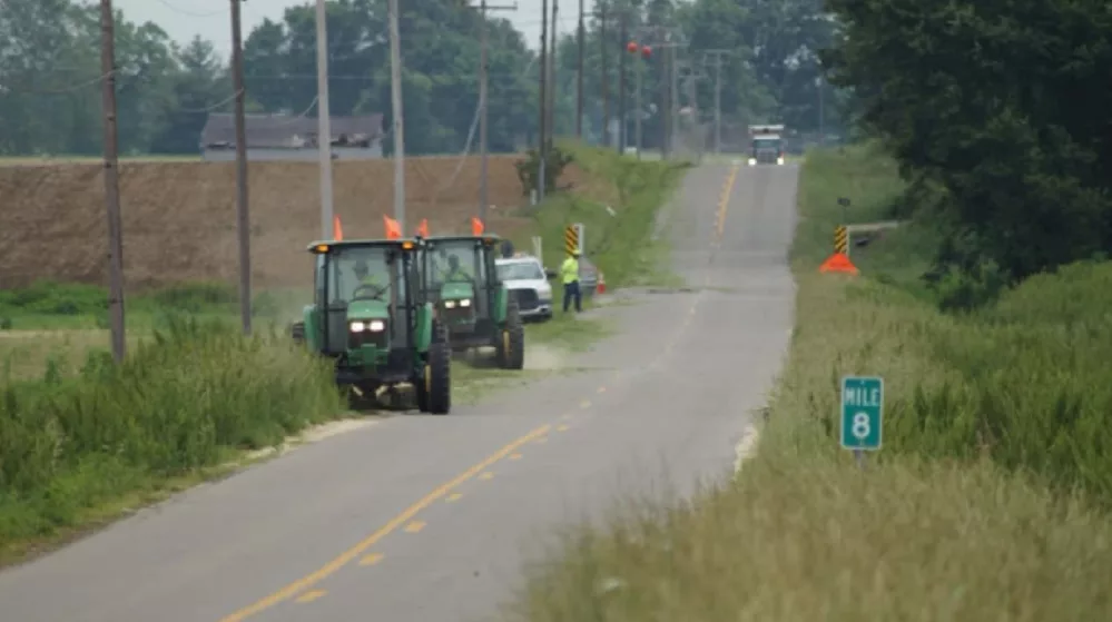 06-09-24-kytc-mowing