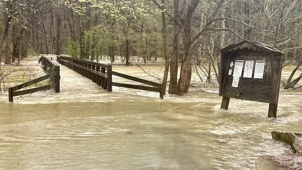 04-08-25-dawson-flooding-tradewater-park-1-jpg