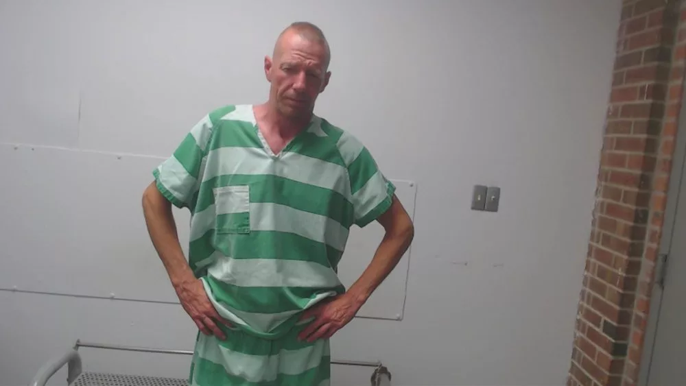 05-16-25-robert-barton-mugshot