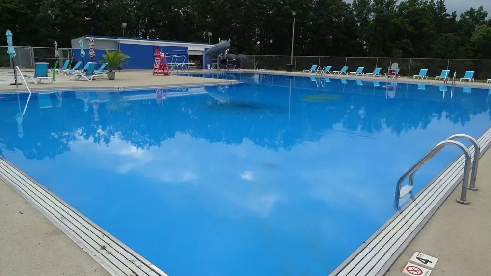 05-22-25-city-county-park-swimming-pool-2