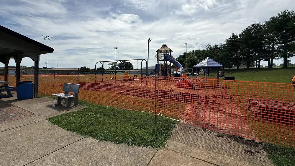 07-07-25-lyon-co-lee-s-jones-playground-picture-lyon-county-ky-fb