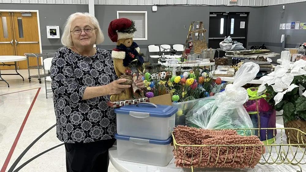 08-06-25-northside-baptist-yard-sale-feature-pic