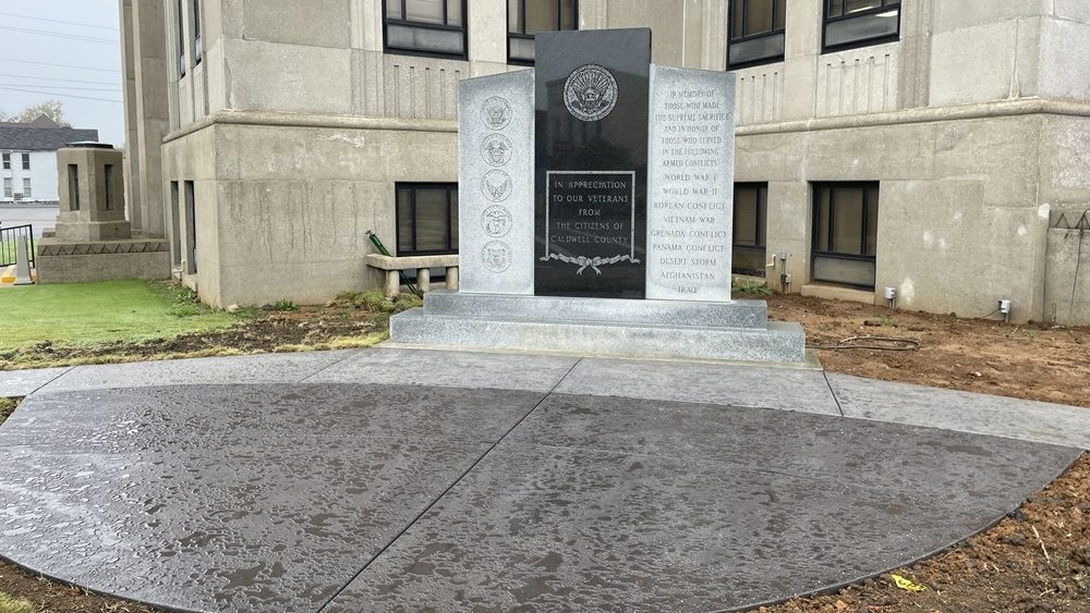 Fiscal Court Updated on Courthouse Project Progress, Industrial Building #4 Fiscal Court Updated on Courthouse Project Progress, Industrial Building #4