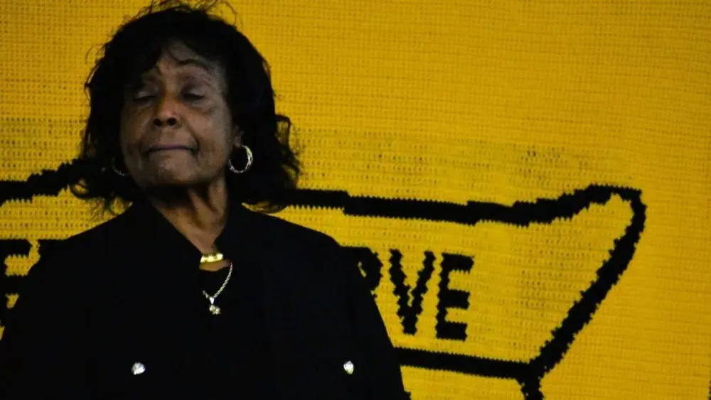 110725-genesis-express-22-jpg-2