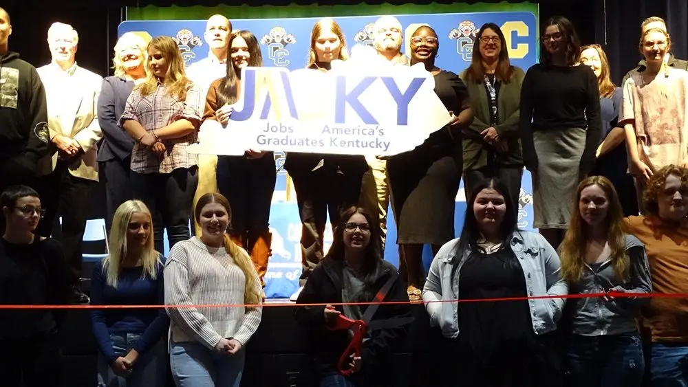 11-19-25-cchs-jag-ribbon-cutting-1