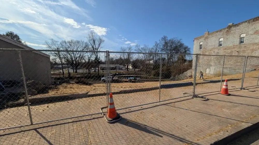 12-16-25-east-market-street-bldg-demolition-pic